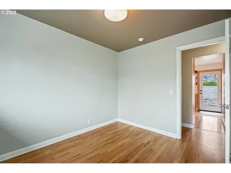 863 N Watts Street Portland OR 97217