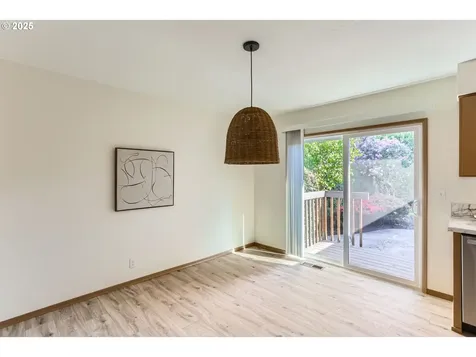 3652 SE Lexington Street Portland OR 97202