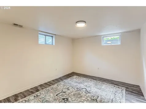 3652 SE Lexington Street Portland OR 97202