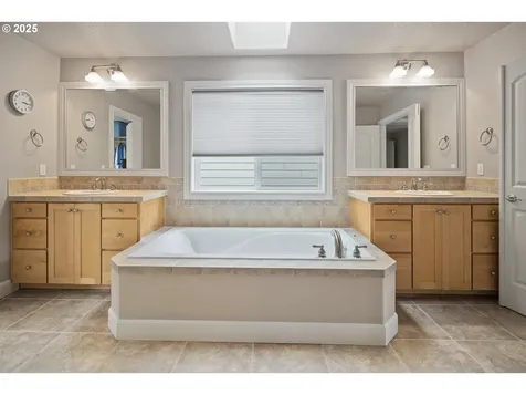 18366 SW Florendo Lane Beaverton OR 97007