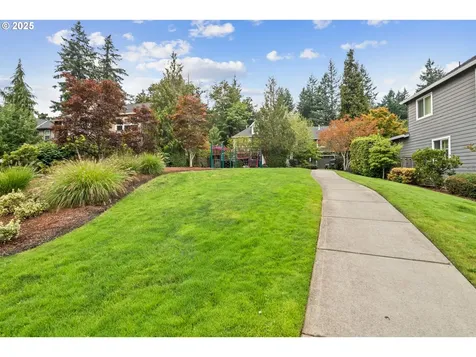 18366 SW Florendo Lane Beaverton OR 97007