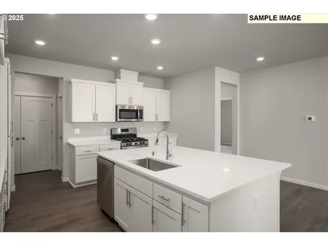 51097 SW Amsterdam Lane Scappoose OR 97056
