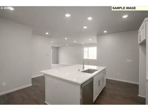 51097 SW Amsterdam Lane Scappoose OR 97056