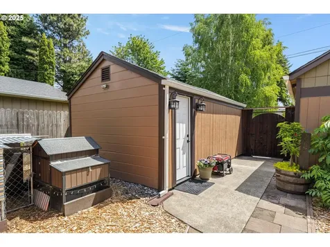 332 26th Avenue Longview WA 98632