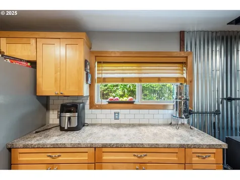332 26th Avenue Longview WA 98632