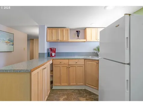 175 E Gloucester Street Gladstone OR 97027