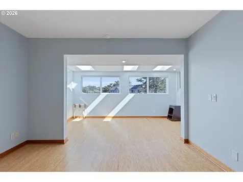 180 SE Highway 101 Lincoln City OR 97367