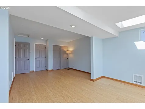 180 SE Highway 101 Lincoln City OR 97367