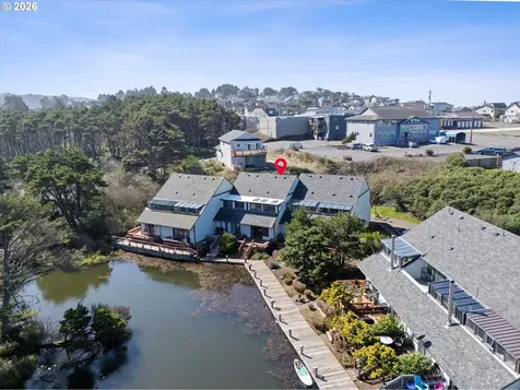 180 SE Highway 101 Lincoln City OR 97367