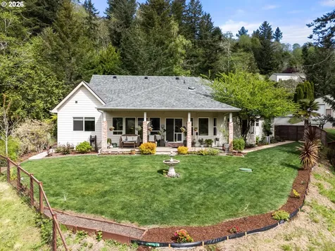 17146 Mountain Drive Brookings OR 97415