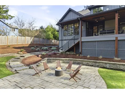 2065 SW 75th Avenue Portland OR 97225