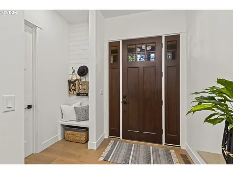 2065 SW 75th Avenue Portland OR 97225