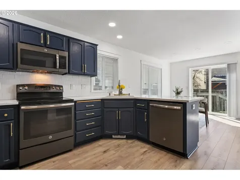 423 NW 153rd Street Vancouver WA 98685
