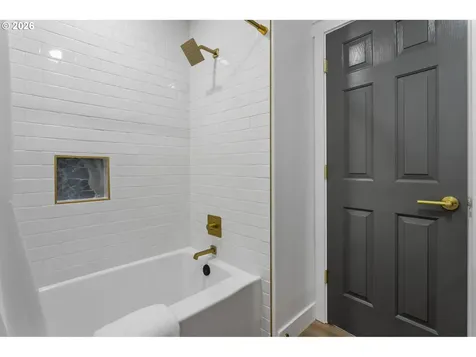 423 NW 153rd Street Vancouver WA 98685