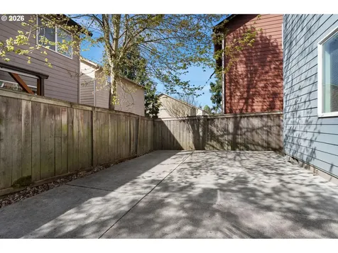 423 NW 153rd Street Vancouver WA 98685