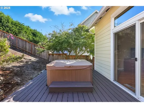 867 W Lookout Ridge Drive Washougal WA 98671