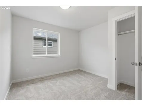 9281 E Burnside Street Portland OR 97216