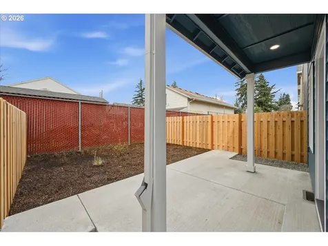 9281 E Burnside Street Portland OR 97216