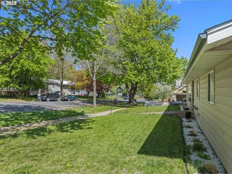 1701 Walnut Street La Grande OR 97850
