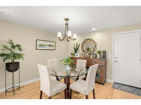 19 Bloch Terrace Lake Oswego OR 97035