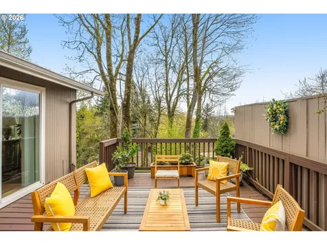 19 Bloch Terrace Lake Oswego OR 97035
