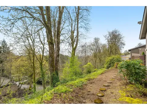 19 Bloch Terrace Lake Oswego OR 97035