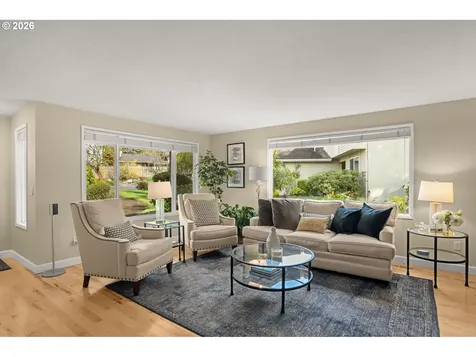 19 Bloch Terrace Lake Oswego OR 97035