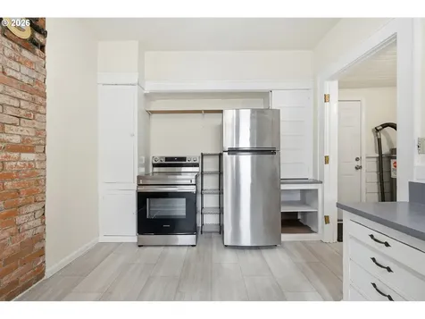 245 W 13th Avenue Eugene OR 97401