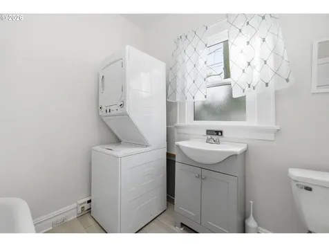 245 W 13th Avenue Eugene OR 97401