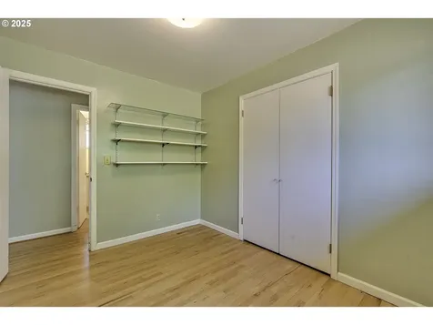 12514 NE Russell Street Portland OR 97230
