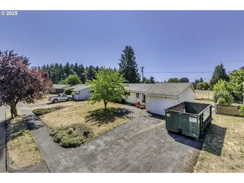 12514 NE Russell Street Portland OR 97230