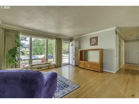 12514 NE Russell Street Portland OR 97230