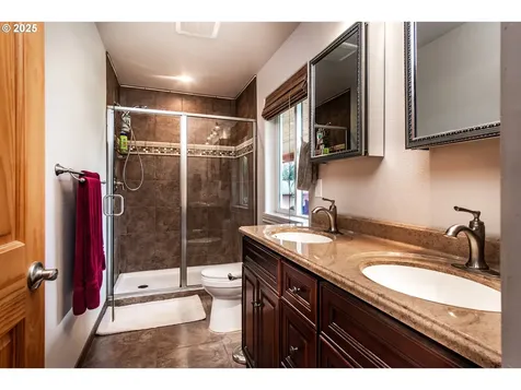 135 Market Lane Myrtle Creek OR 97457