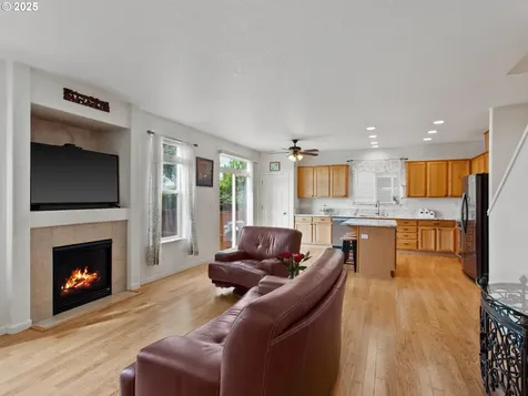 4296 SE Oakhurst Street Hillsboro OR 97123
