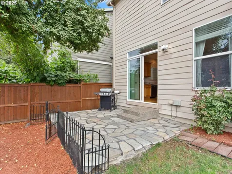 4296 SE Oakhurst Street Hillsboro OR 97123