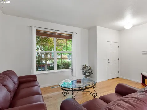 4296 SE Oakhurst Street Hillsboro OR 97123