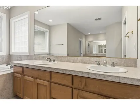 13979 NW Greenwood Drive Portland OR 97229