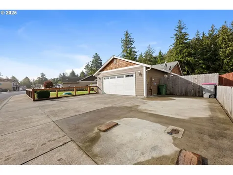 1615 Pacific Ridge Lane Hammond OR 97121