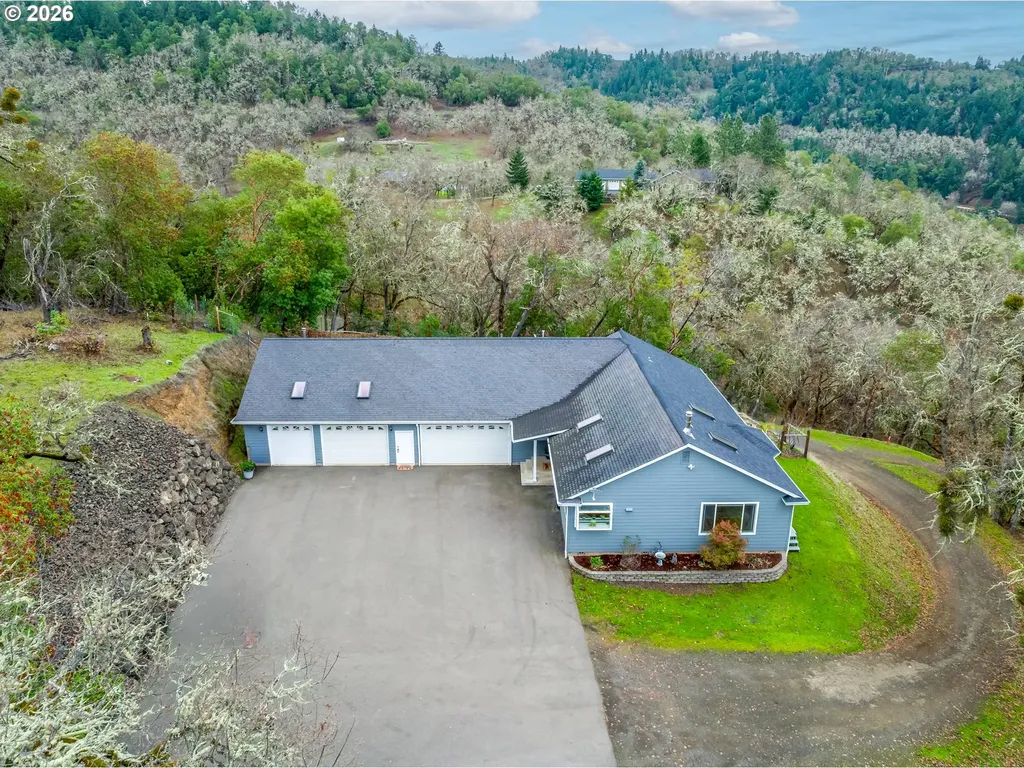 658 Ryan Heights Lane Roseburg OR 97470