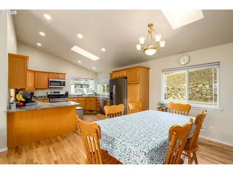 658 Ryan Heights Lane Roseburg OR 97470