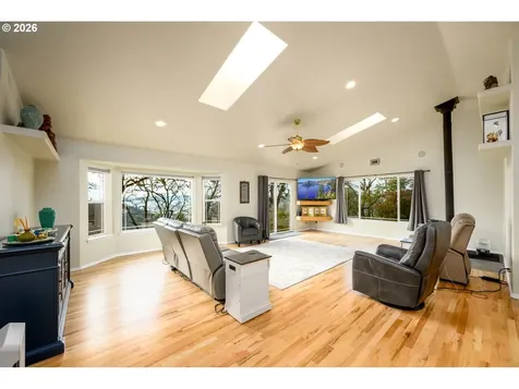 658 Ryan Heights Lane Roseburg OR 97470