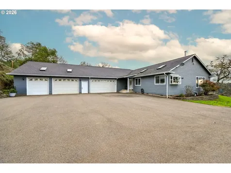 658 Ryan Heights Lane Roseburg OR 97470