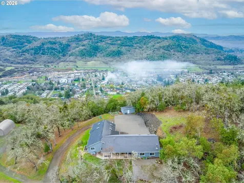 658 Ryan Heights Lane Roseburg OR 97470