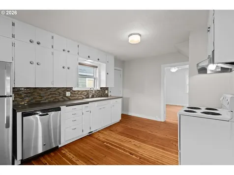 7103 SE Rhone Street Portland OR 97206