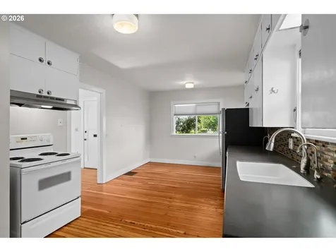 7103 SE Rhone Street Portland OR 97206