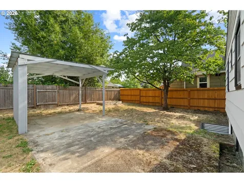 7103 SE Rhone Street Portland OR 97206