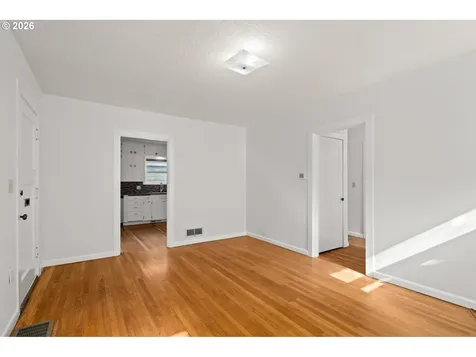 7103 SE Rhone Street Portland OR 97206