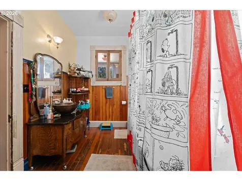 3039 SE Stark Street Portland OR 97214