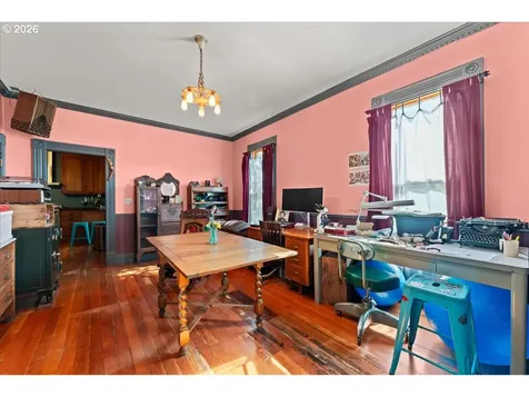 3039 SE Stark Street Portland OR 97214