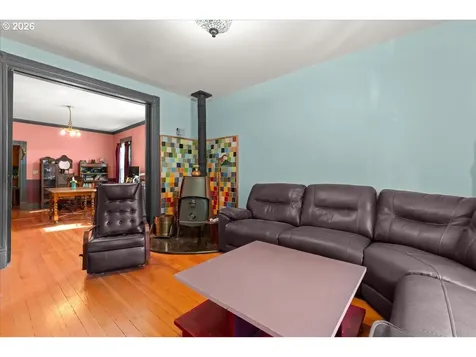 3039 SE Stark Street Portland OR 97214